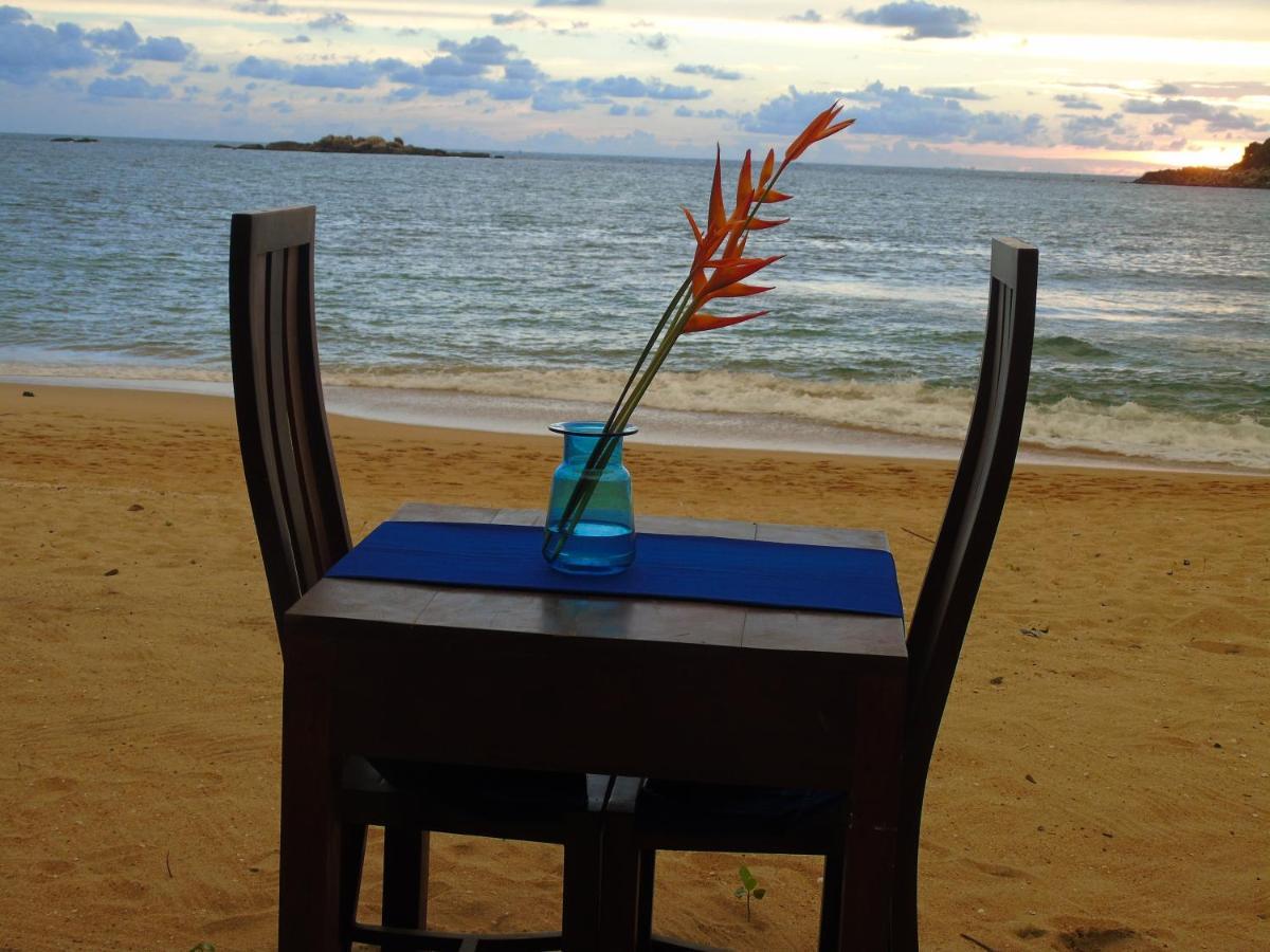 Banana Beach Унаватуна Екстер'єр фото